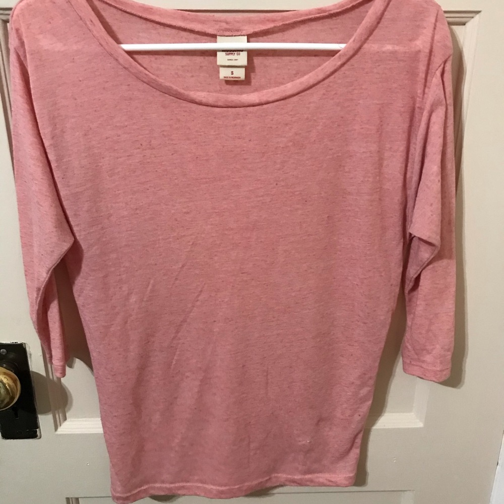 Heathered pink, 3/4 sleeve top, small
